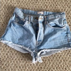 High waisted brandy Melville jean shorts